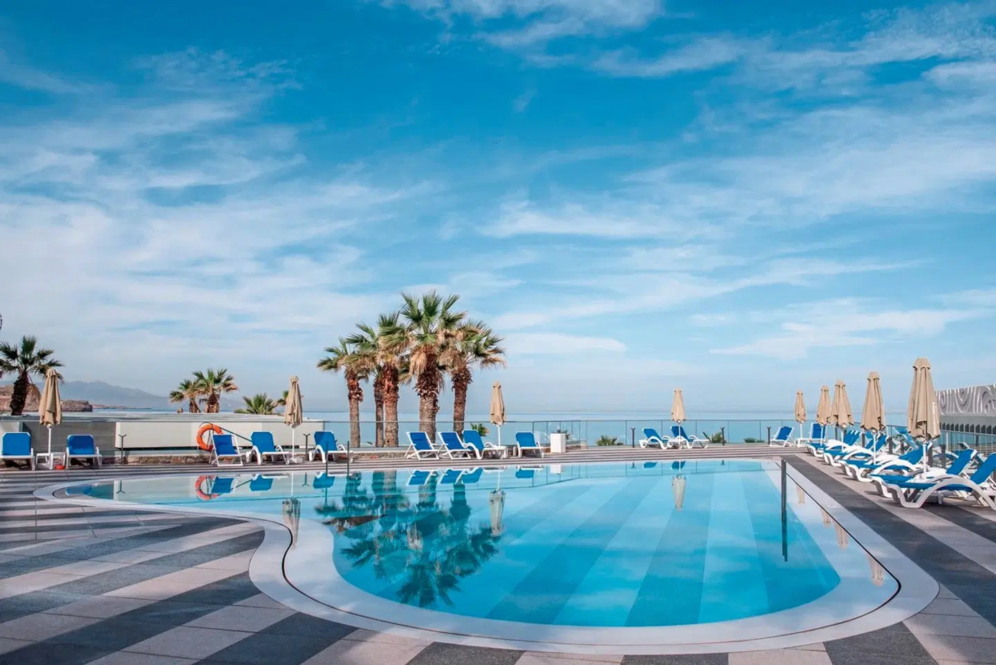 Arina Beach Resort OUTDOOR_POOL