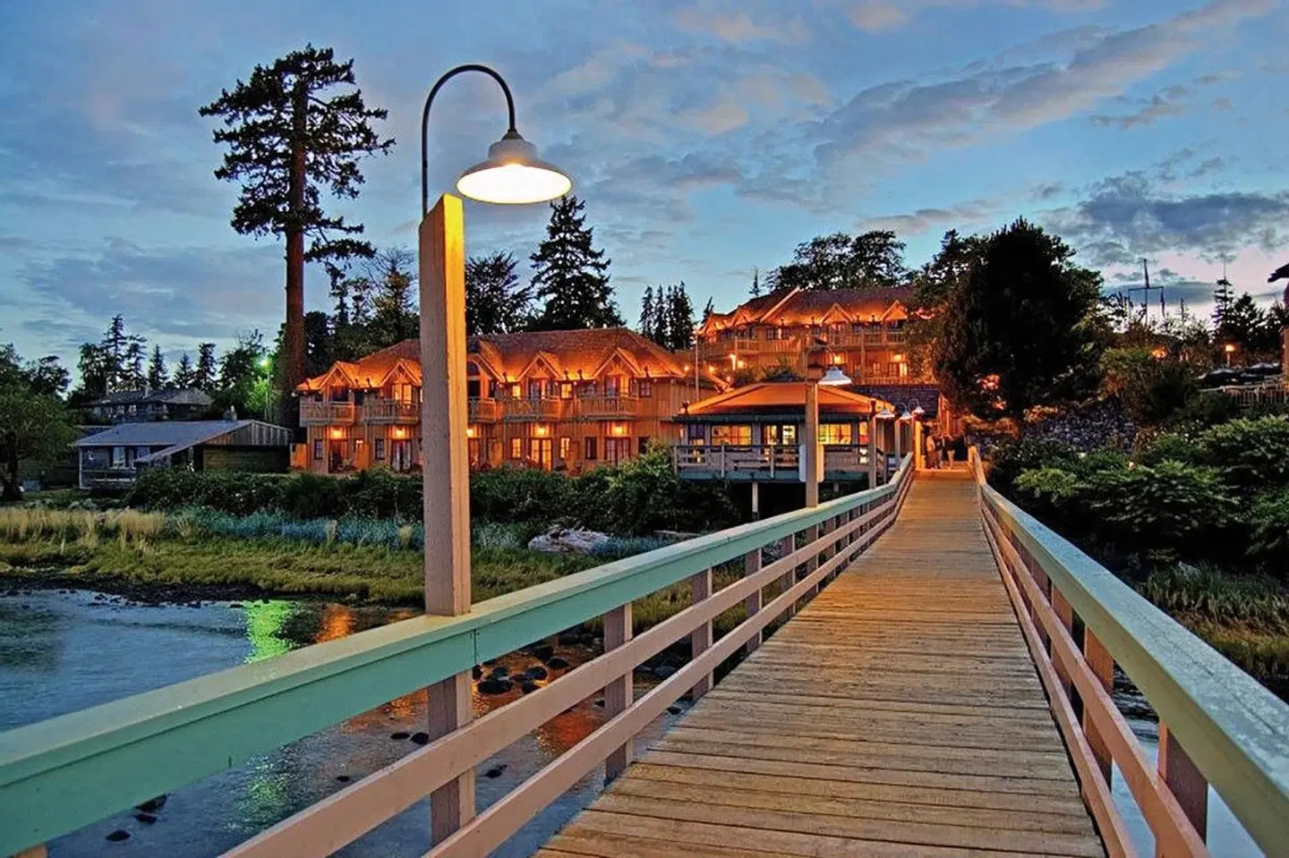 Painter's Lodge LANDSCAPE