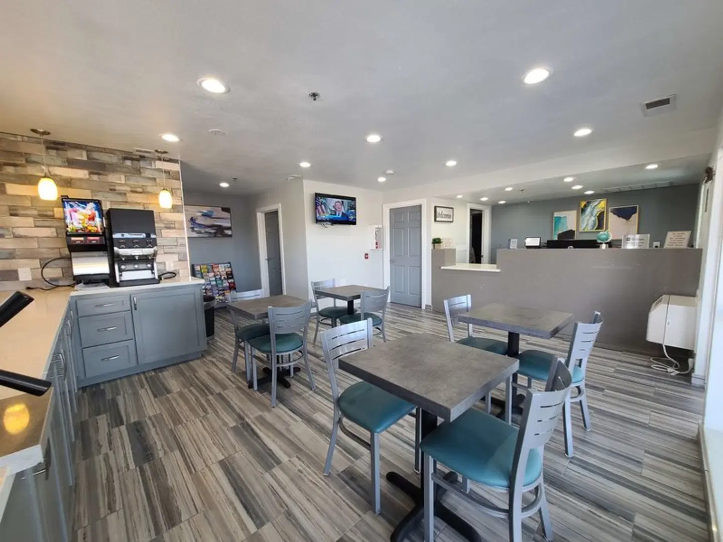 SureStay Hotel by Best Western Chowchilla Yosemite Bar