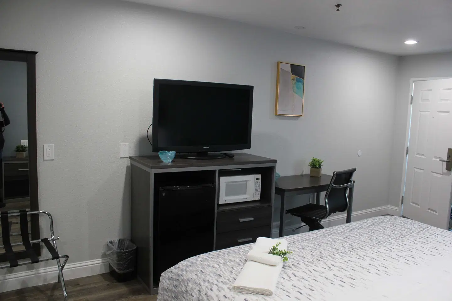 SureStay Hotel by Best Western Chowchilla Yosemite ROOM_EXAMPLE