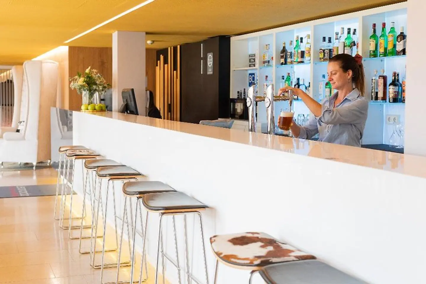 Leonardo Boutique Mallorca Port Portals Bar