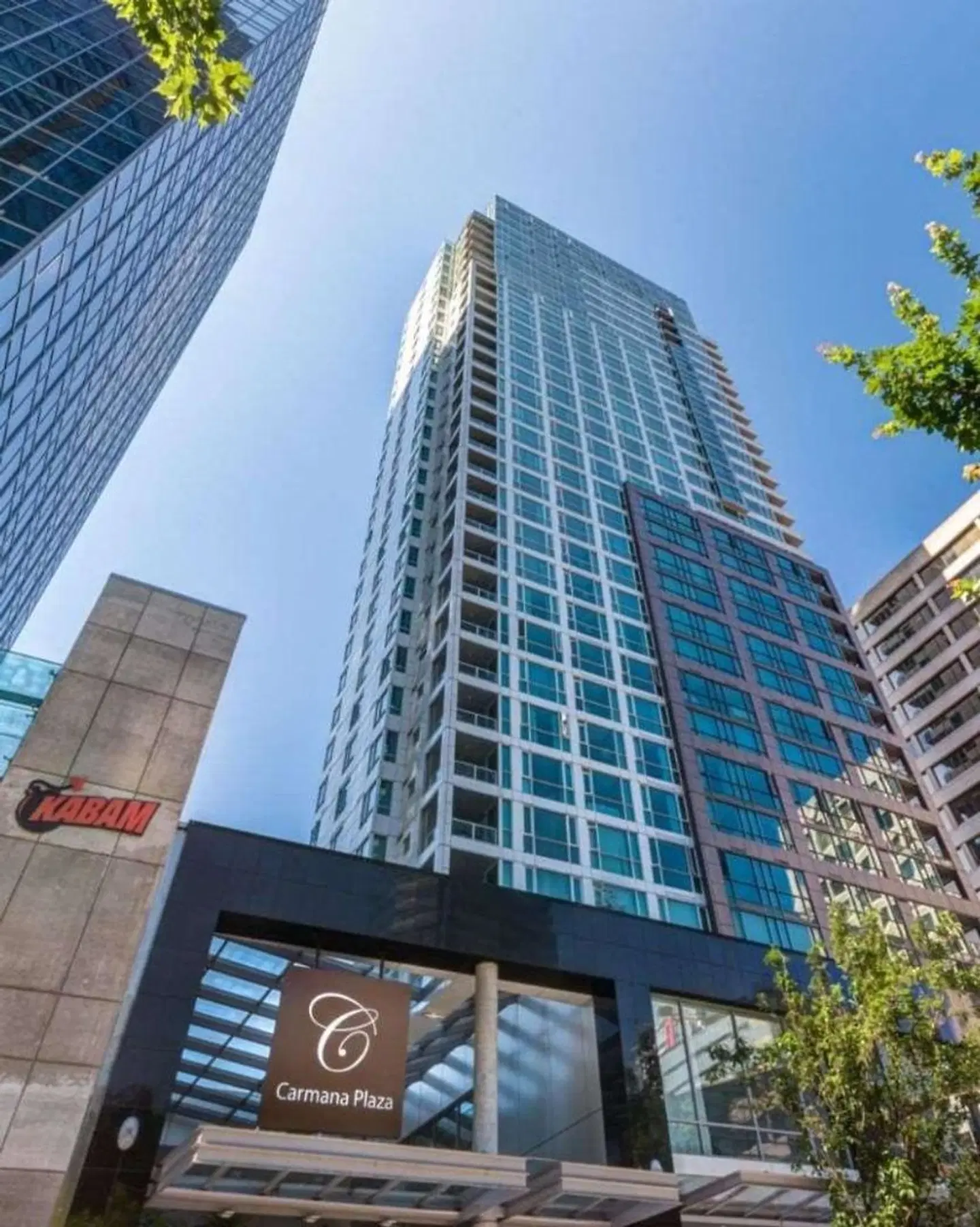 Carmana Plaza EXTERIOR
