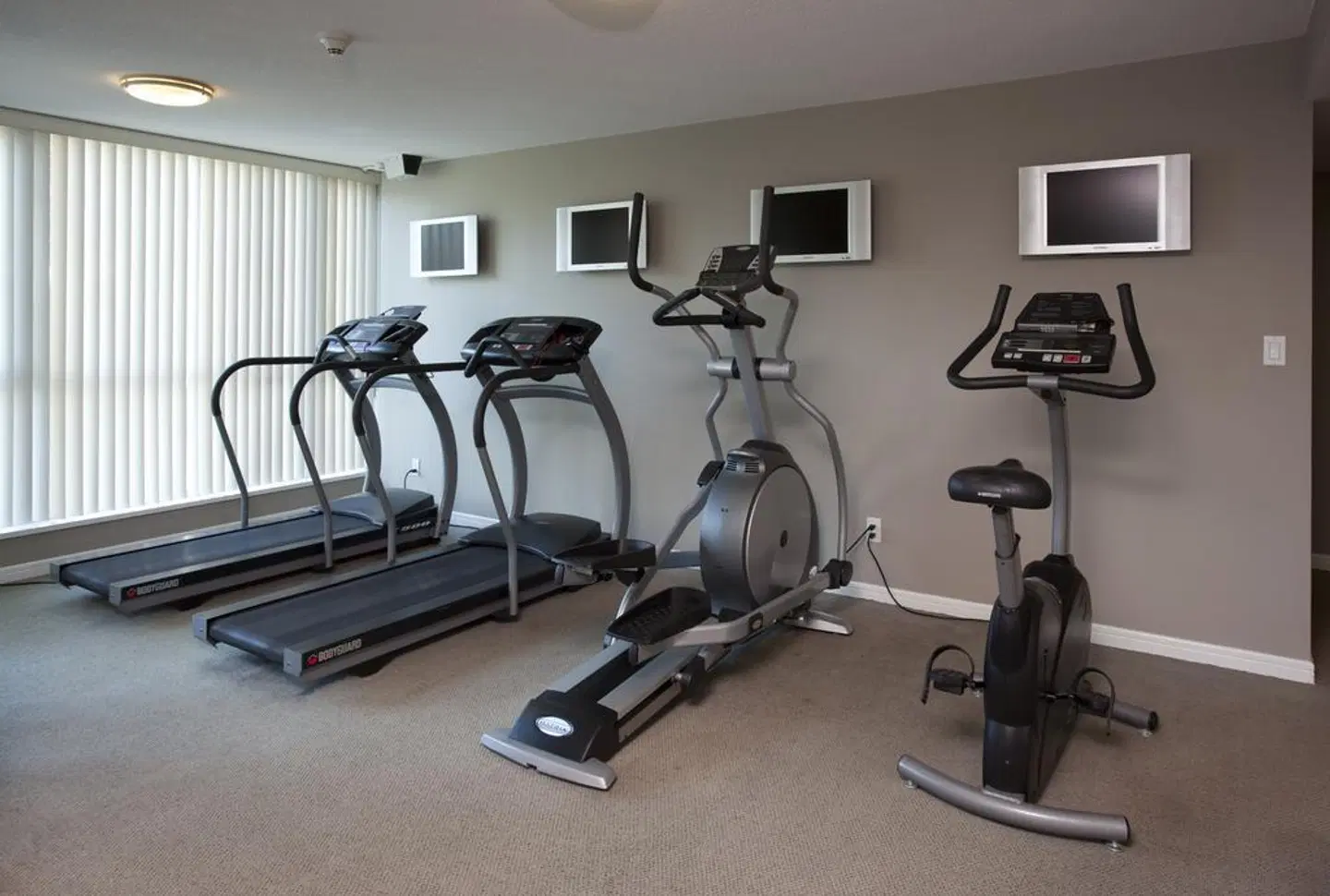 Carmana Plaza SPORTS_AND_LEISURE