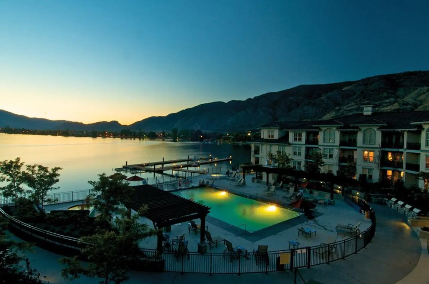 Walnut Beach Resort Terrasse