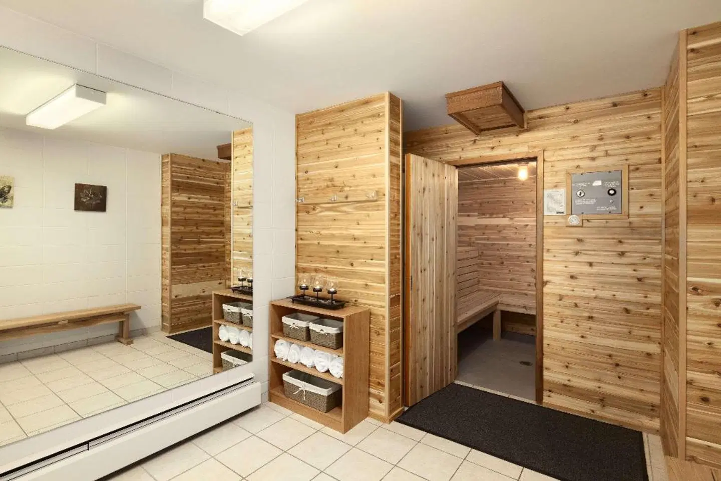 Travelodge Nanaimo HEALTH_BEAUTY