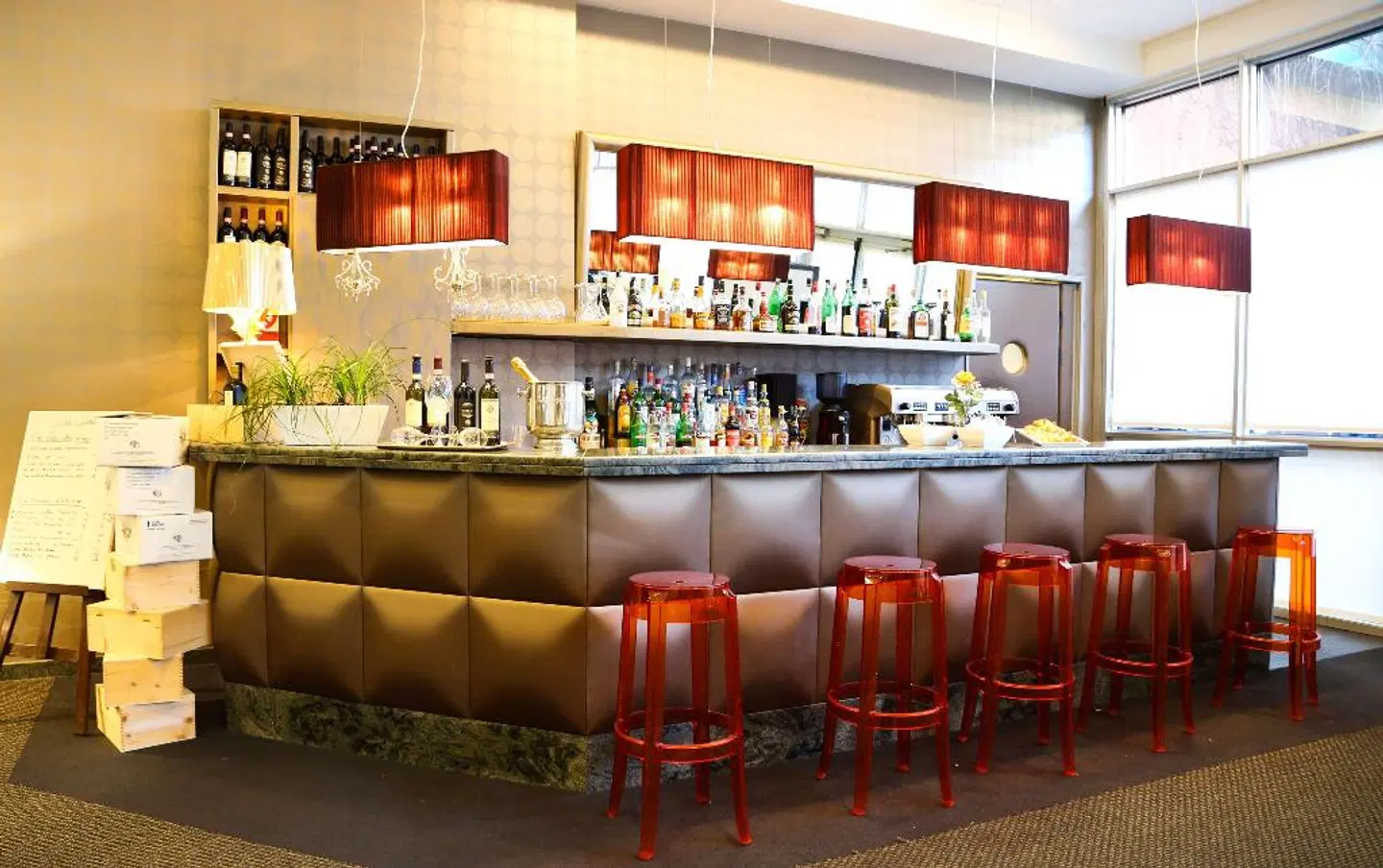 Best Western Hotel Blaise & Francis Bar