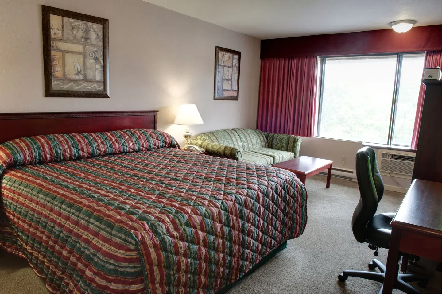 Sandman Inn Terrace ROOM_EXAMPLE