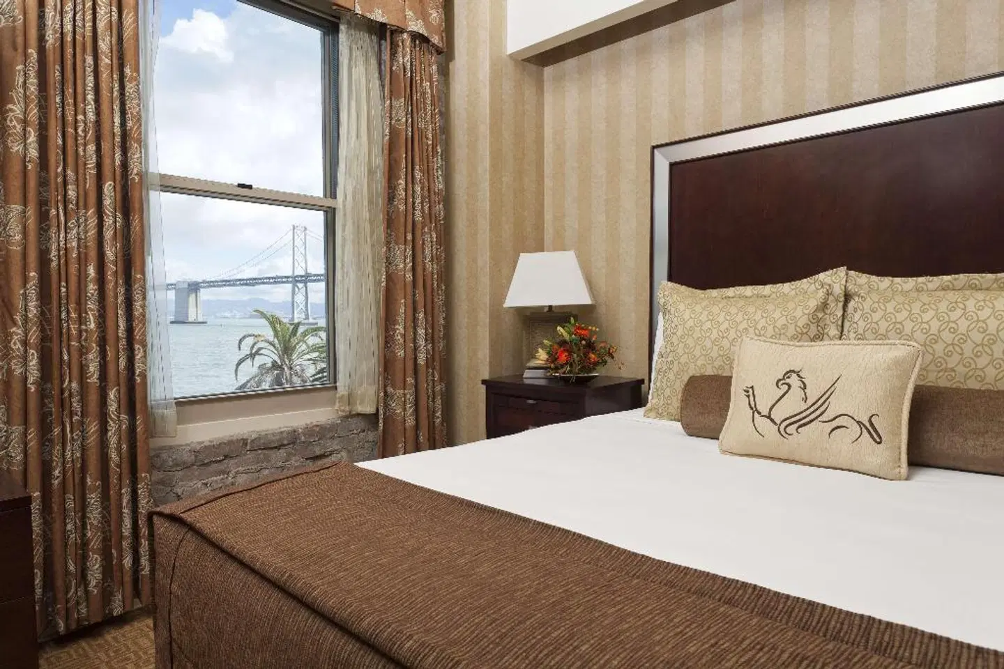 Griffon ROOM_EXAMPLE