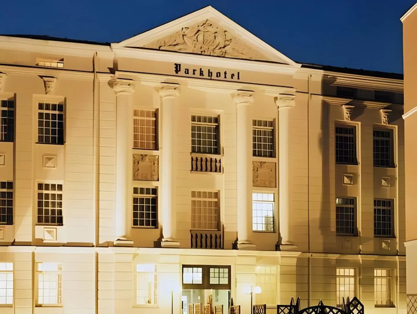 Parkhotel Am Grossen Teich Altenburg EXTERIOR