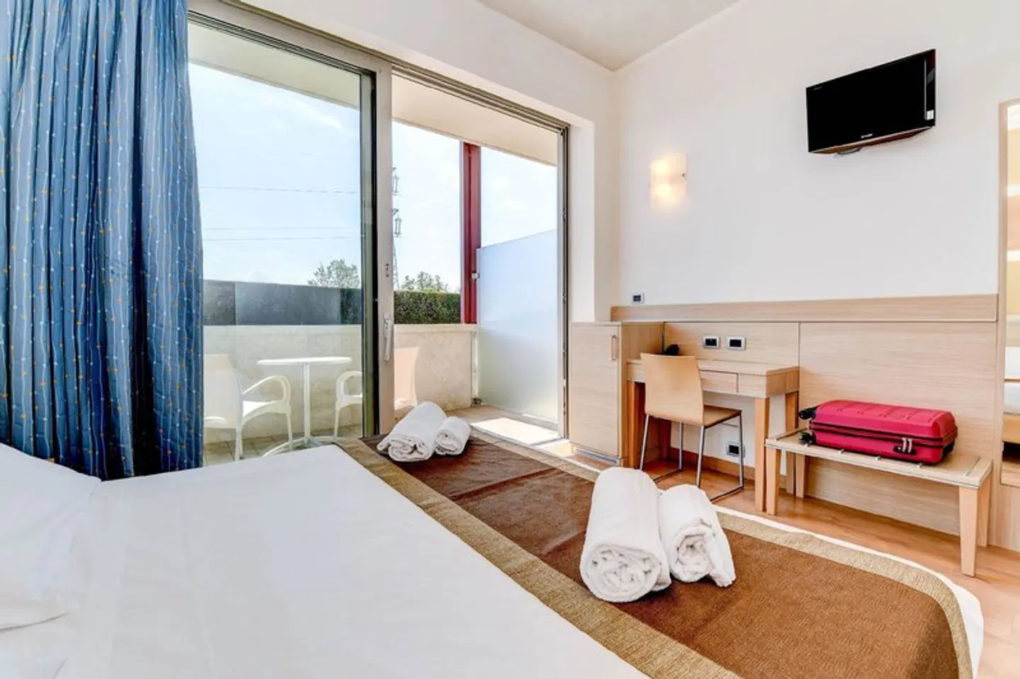 Rivus ROOM_EXAMPLE