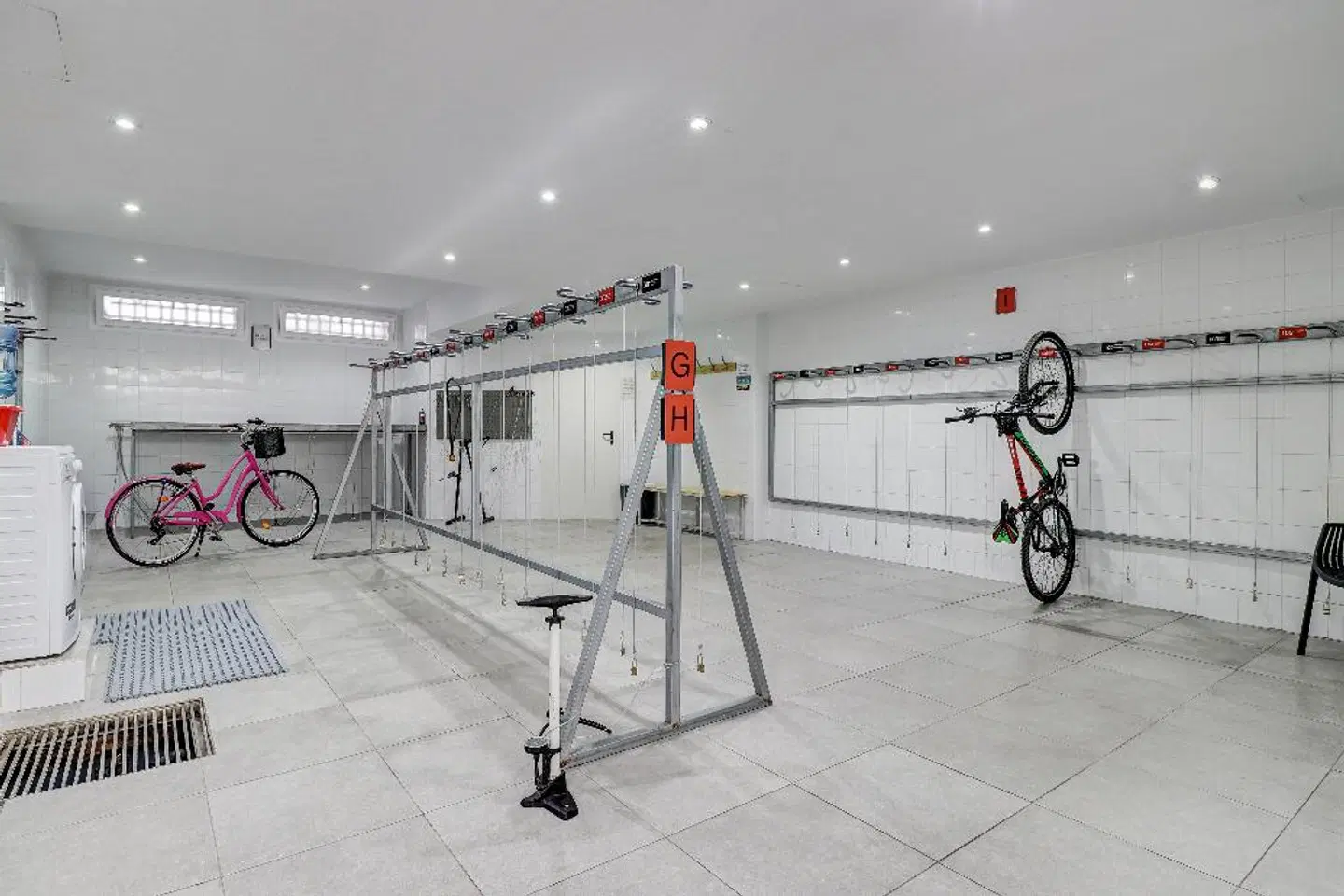 Hoposa Daina SPORTS_AND_LEISURE