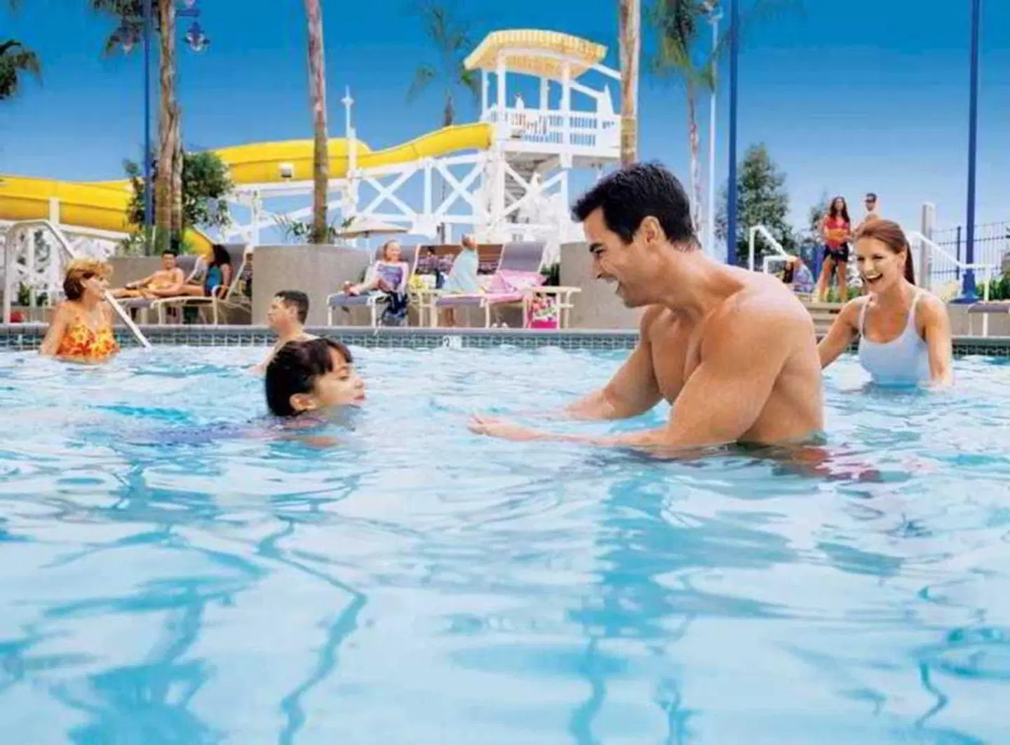 Disney's Paradise Pier Hotel OUTDOOR_POOL