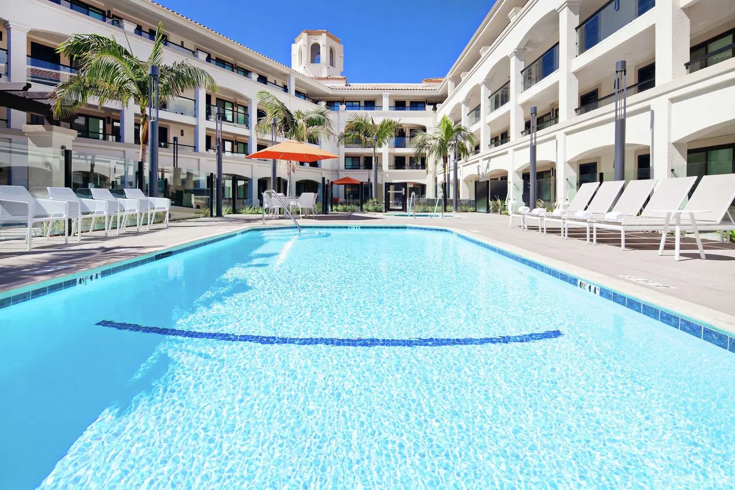 Homewood Suites by Hilton San Diego Central OUTDOOR_POOL
