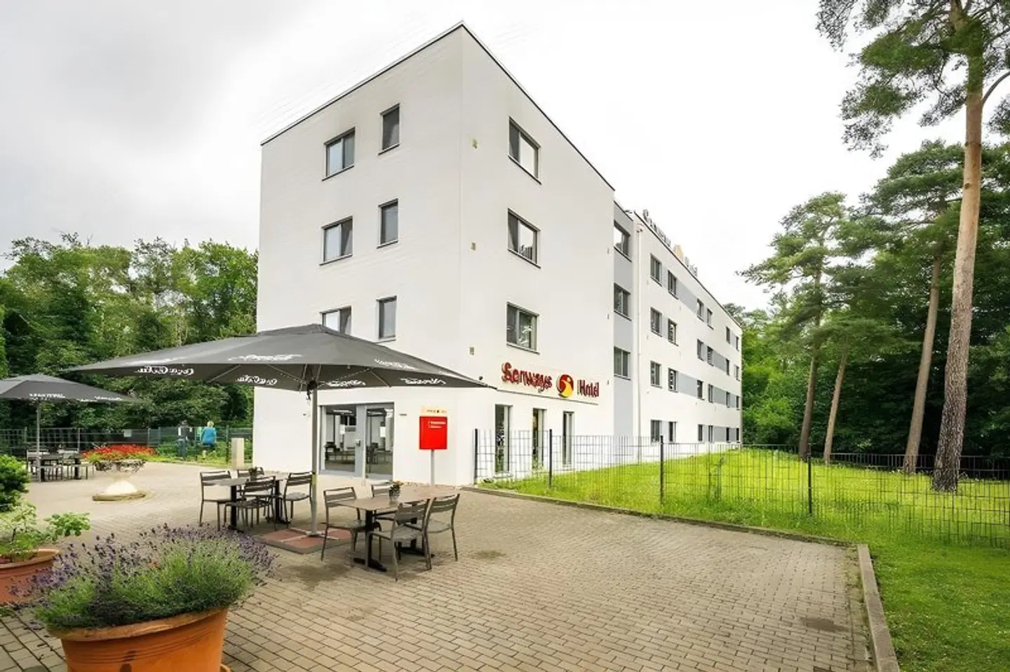 Serways Hotel Bruchsal West EXTERIOR