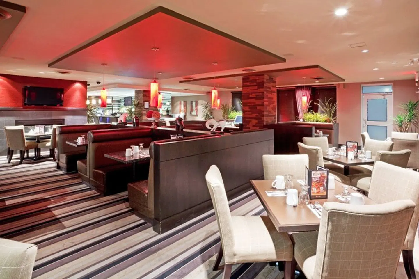 Holiday Inn Surrey East - Cloverdale Restaurant