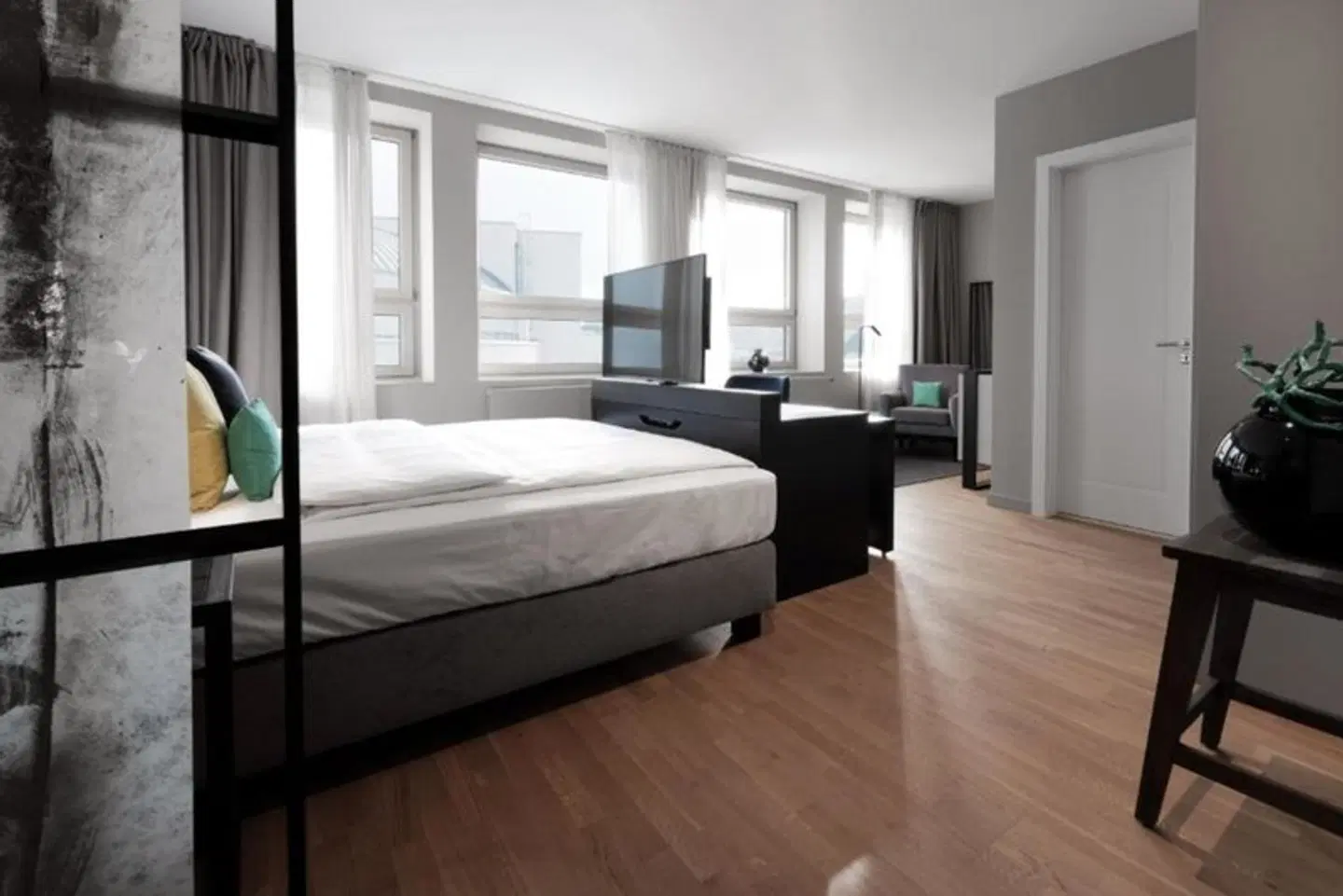 SAXX Hotel Theater Karree ROOM_EXAMPLE