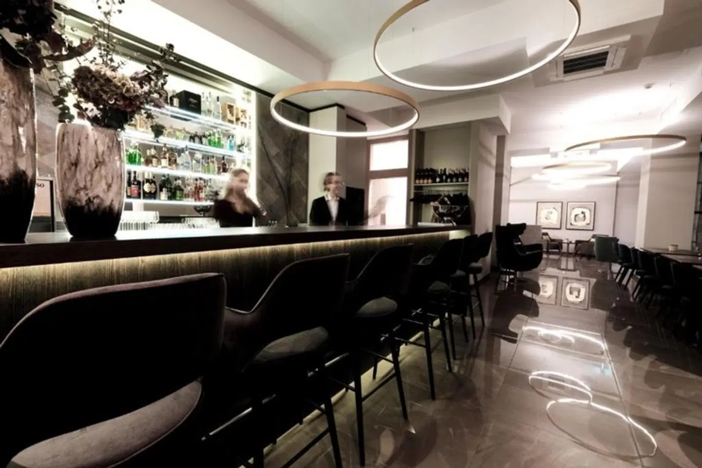 SAXX Hotel Theater Karree Bar