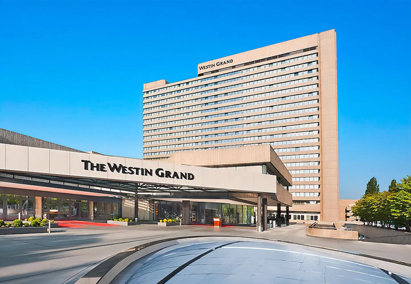 The Westin Grand Munich - inklusive NFL Ticket und Patriots Package EXTERIOR