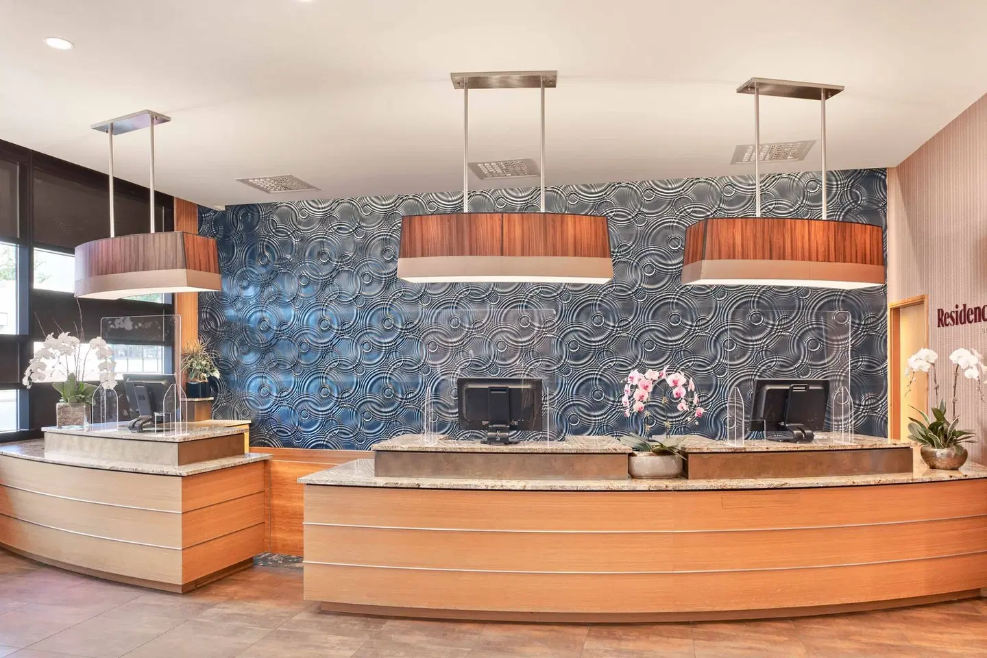 Residence Inn by Marriott Vancouver Downtown LOUNGE_LOBBY