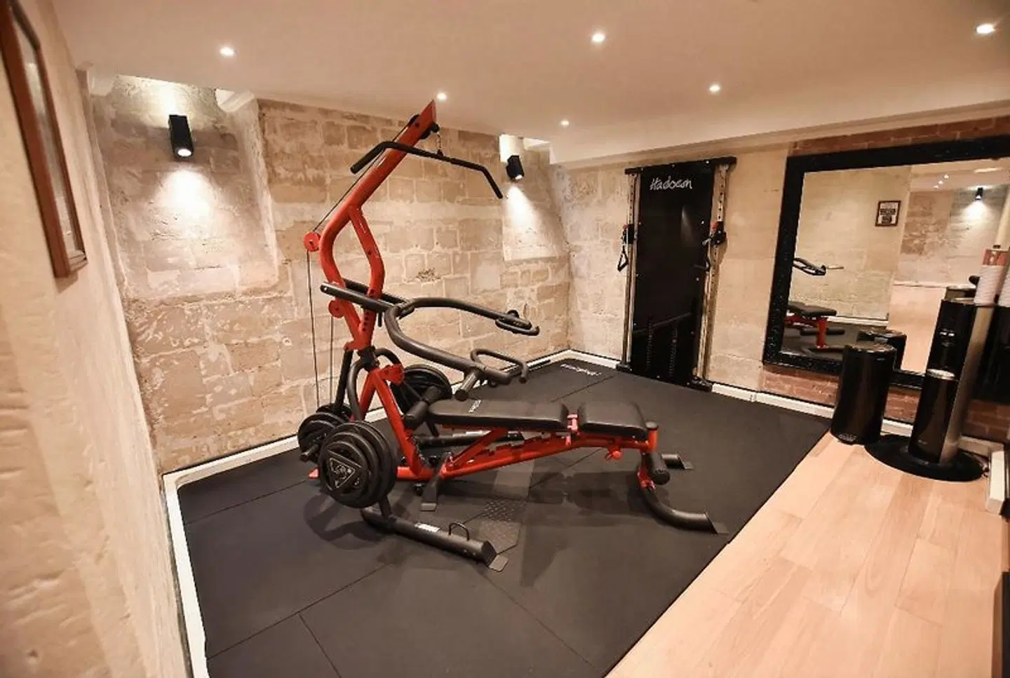 Pax Opera SPORTS_AND_LEISURE