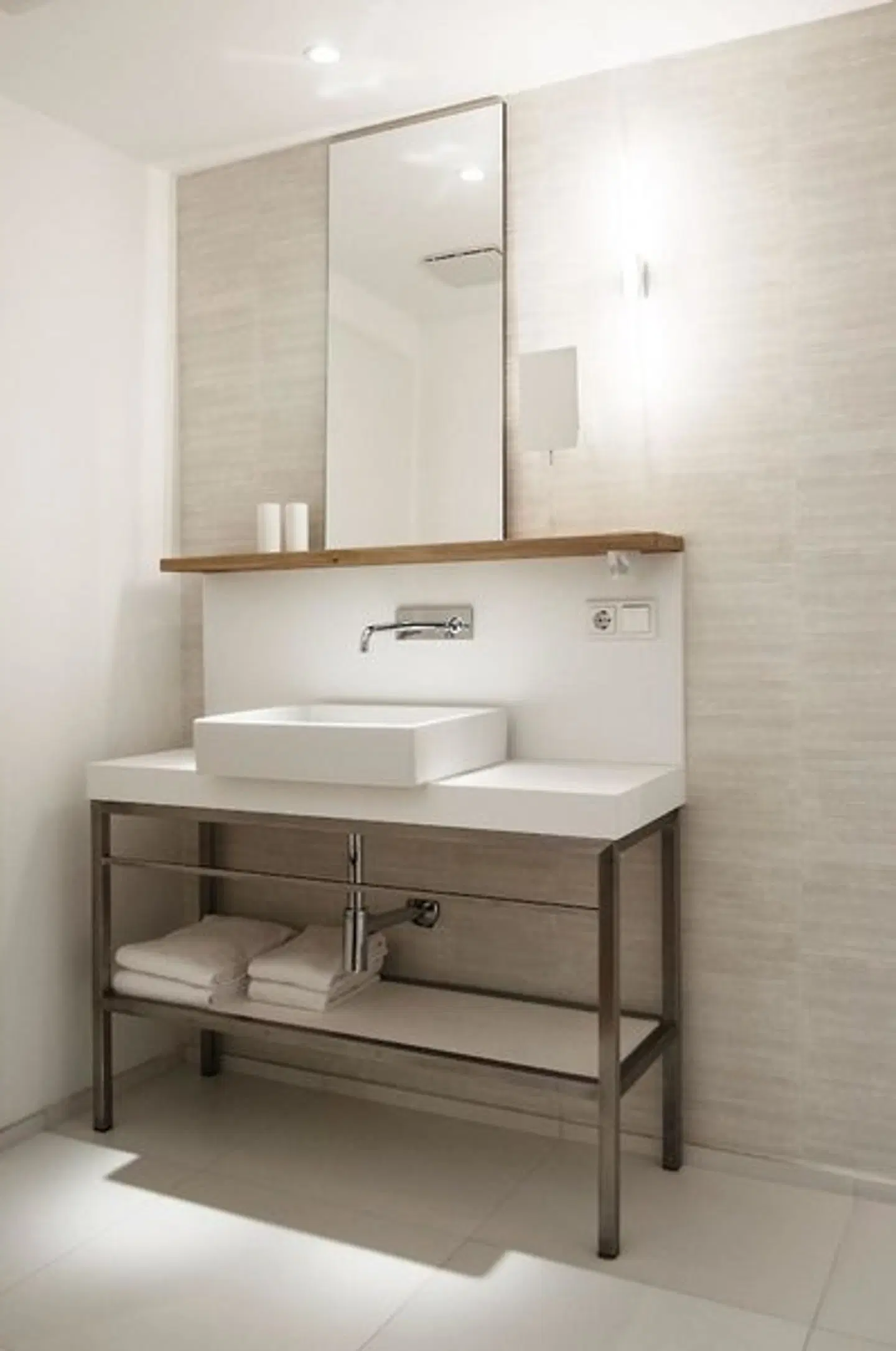 V-Hotel Badezimmer