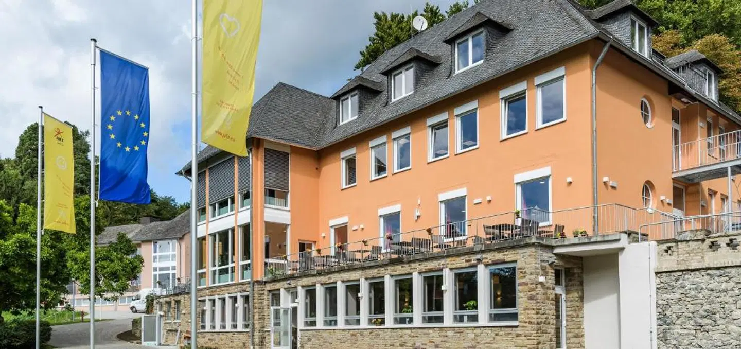 JUFA Hotel Königswinter/ Bonn EXTERIOR