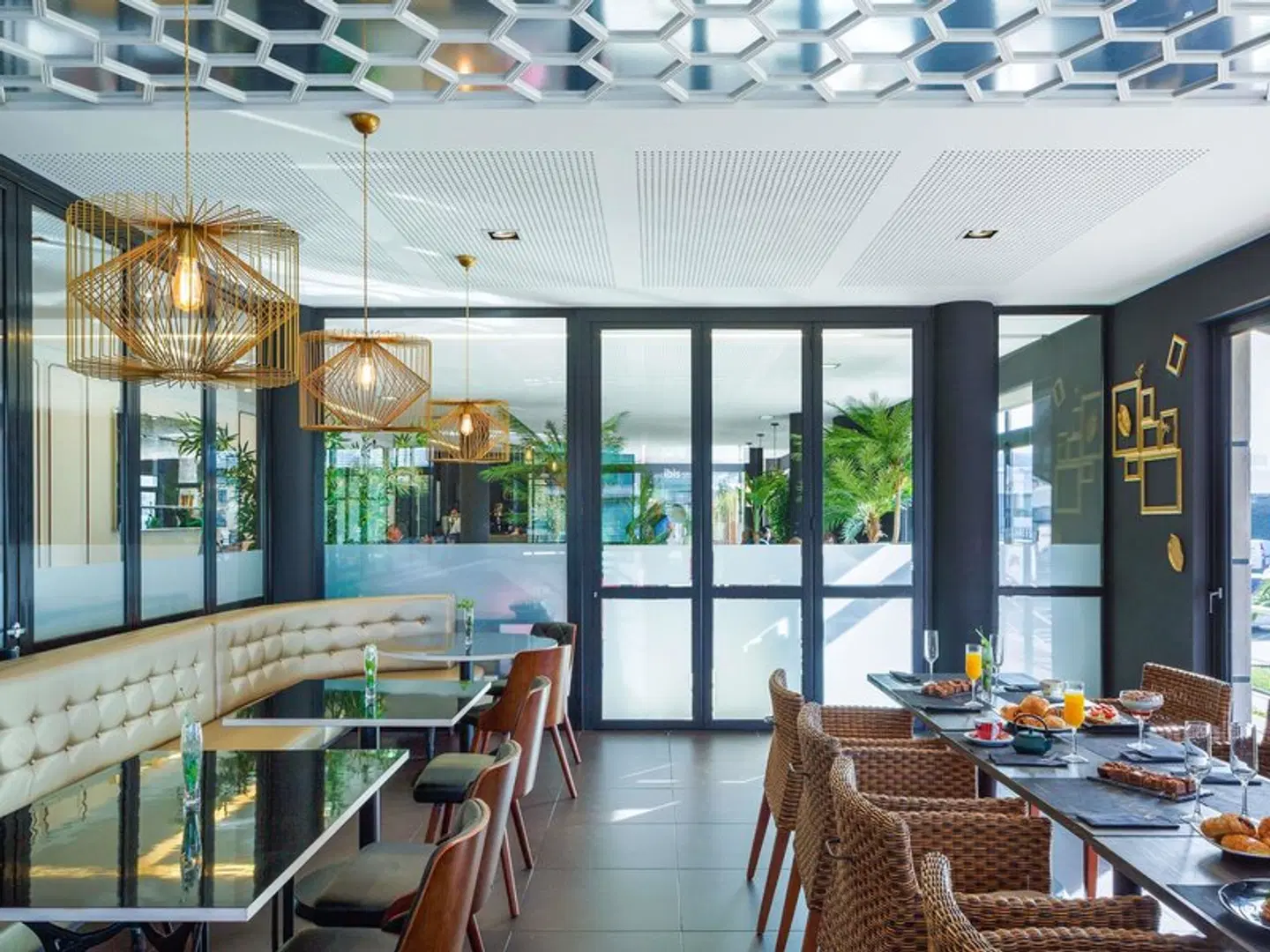 ibis Styles A Coruña Restaurant