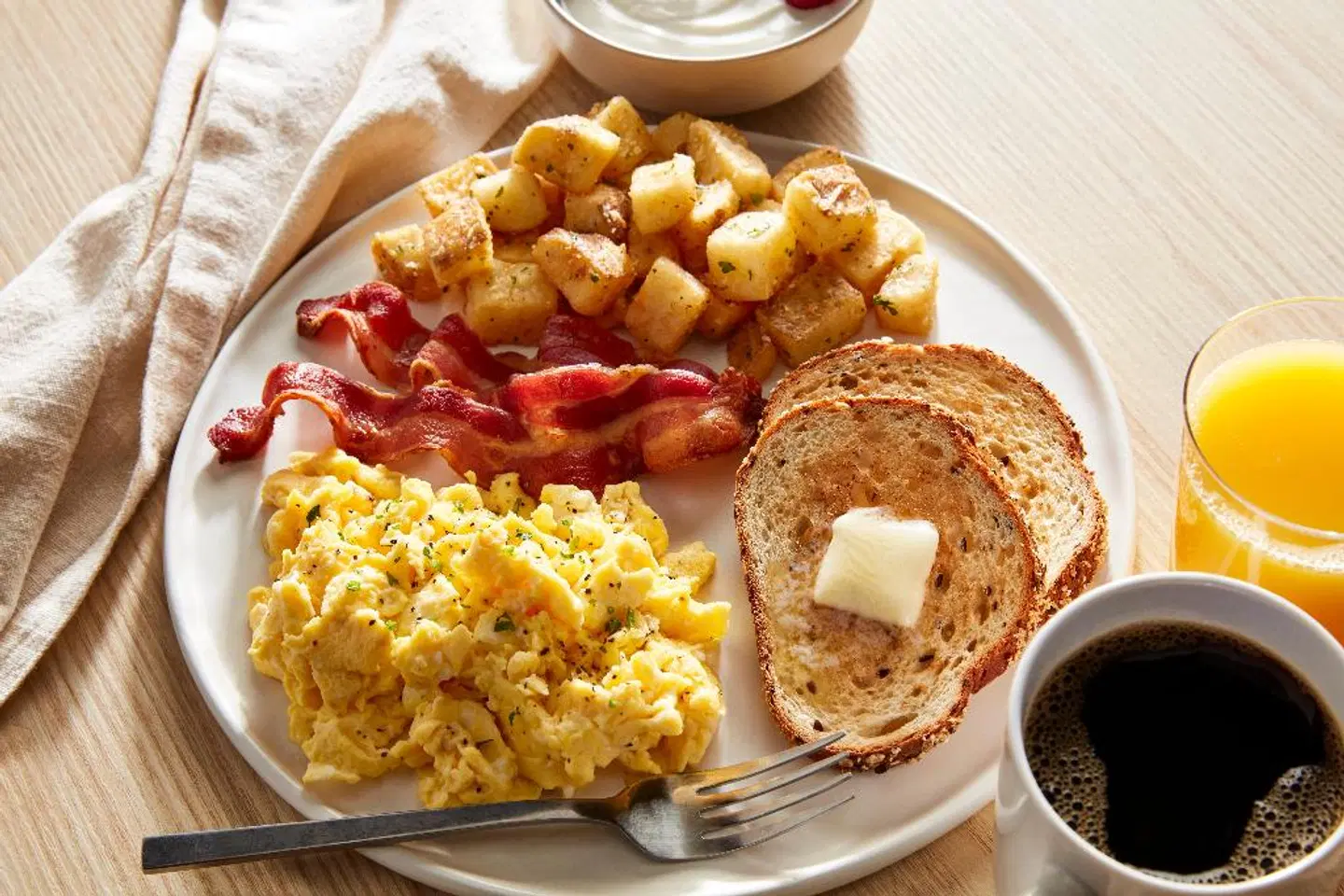 Holiday Inn & Suites Anaheim Restaurant
