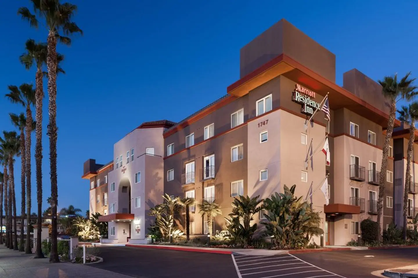 Residence Inn by Marriott San Diego Downtown EXTERIOR