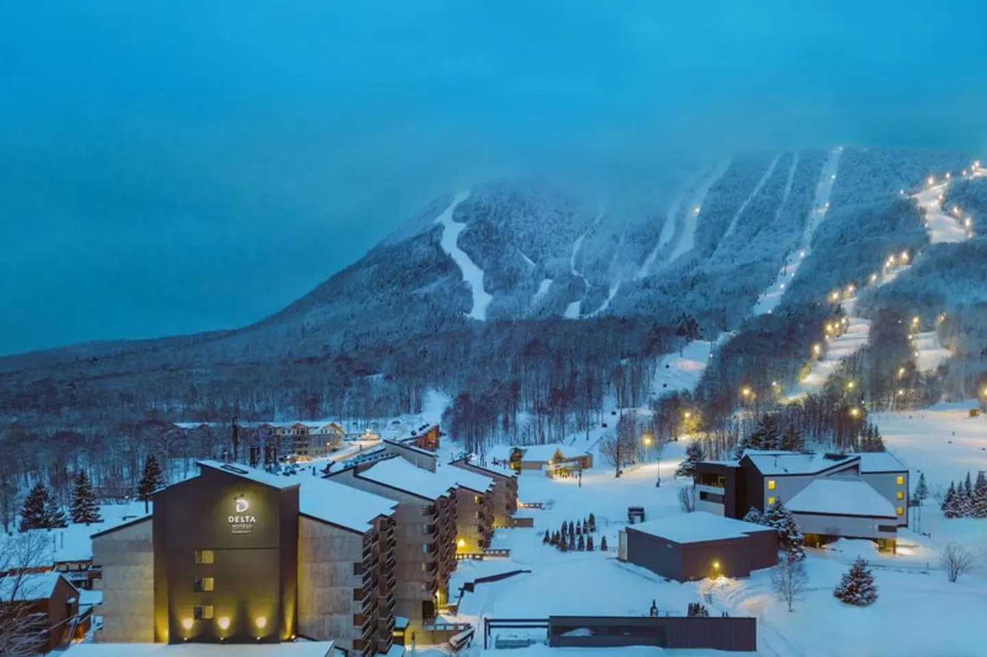 Delta Hotels, Mont Sainte-Anne, Resort & Convention Center EXTERIOR