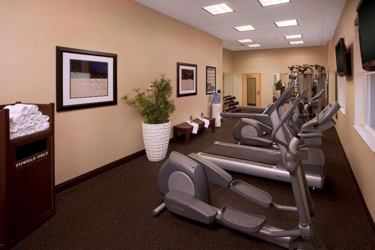 Best Western Premier Miami International Airport Hotel & Suites SPORTS_AND_LEISURE