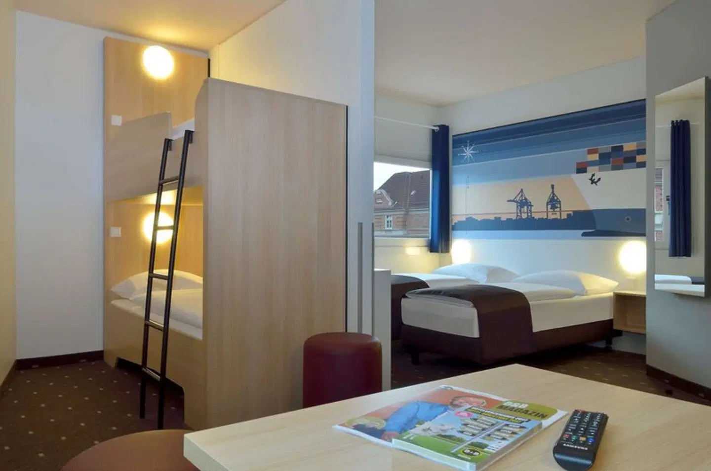 B&B Hotel Hamburg-Altona ROOM_EXAMPLE