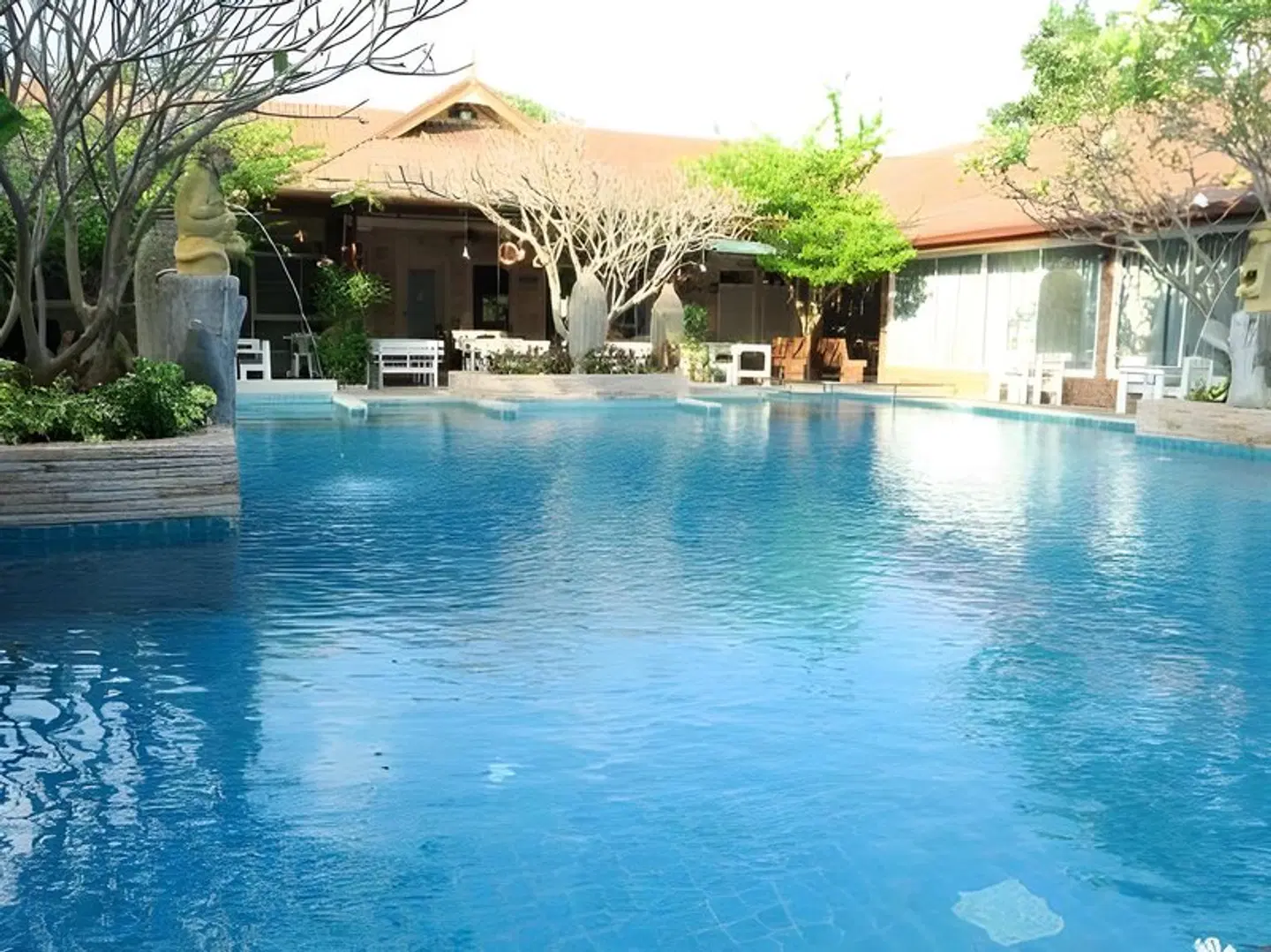 Villa Wanida Garden Resort OUTDOOR_POOL
