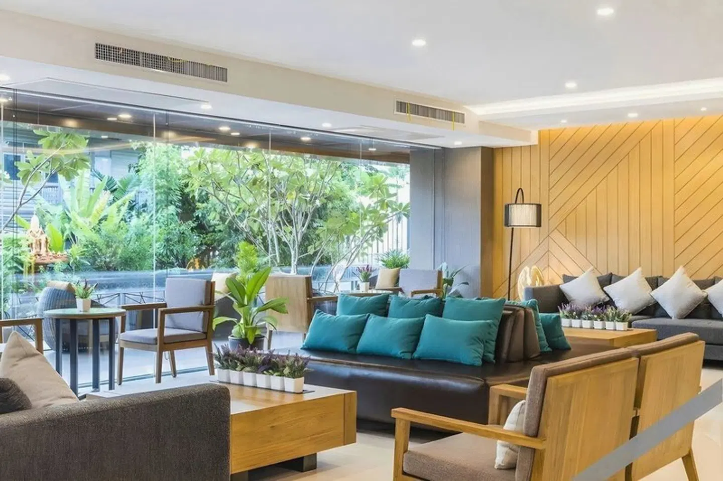 Livotel Hotel Hua Mak Bangkok LOUNGE_LOBBY