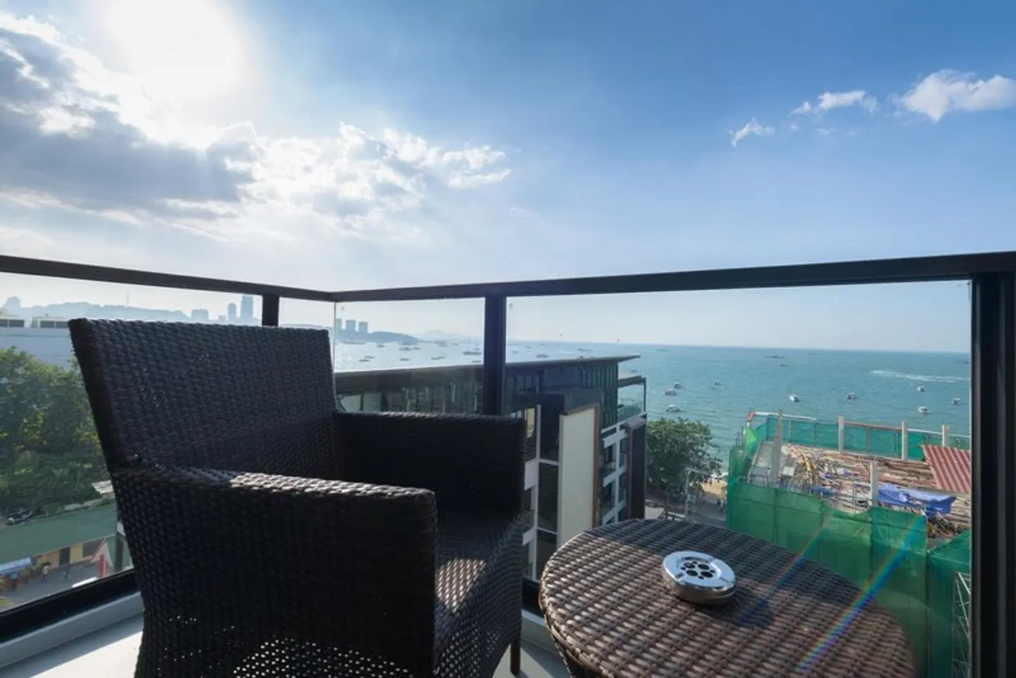 Deep Blue Z10 Terrasse