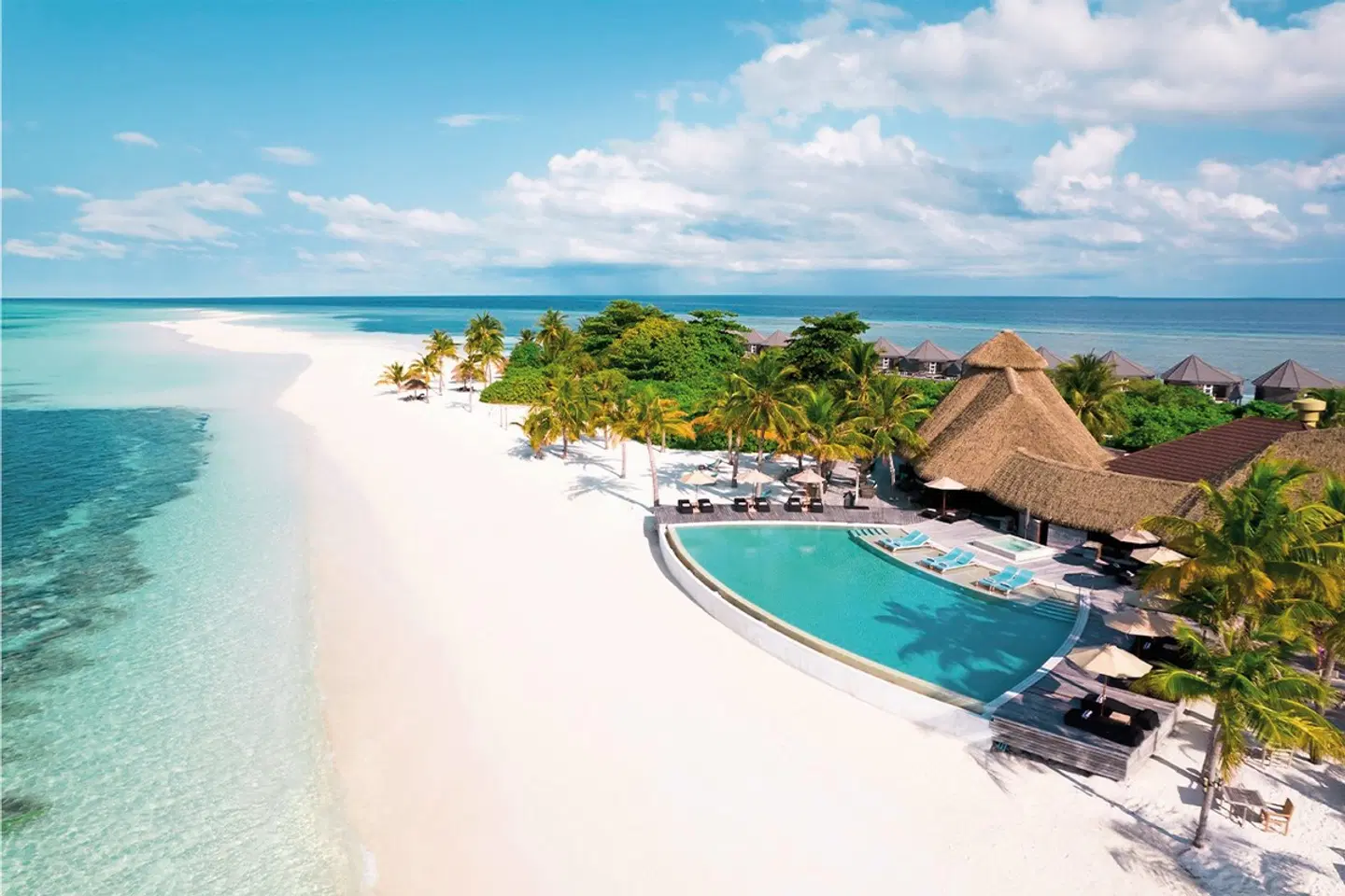 Kuredu Island Resort & Spa OUTDOOR_POOL