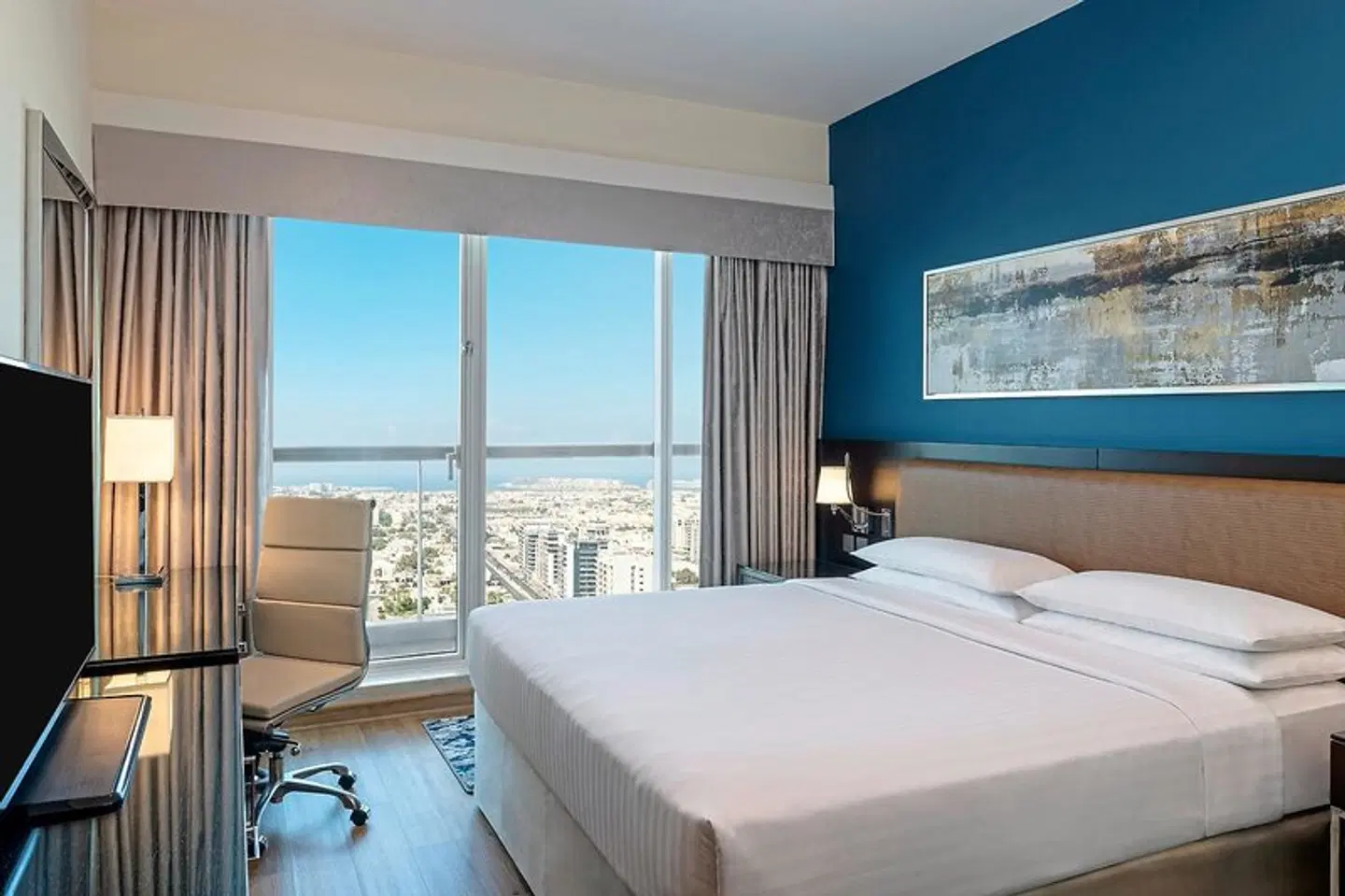 Four Points by Sheraton Sheikh Zayed Road ROOM_EXAMPLE