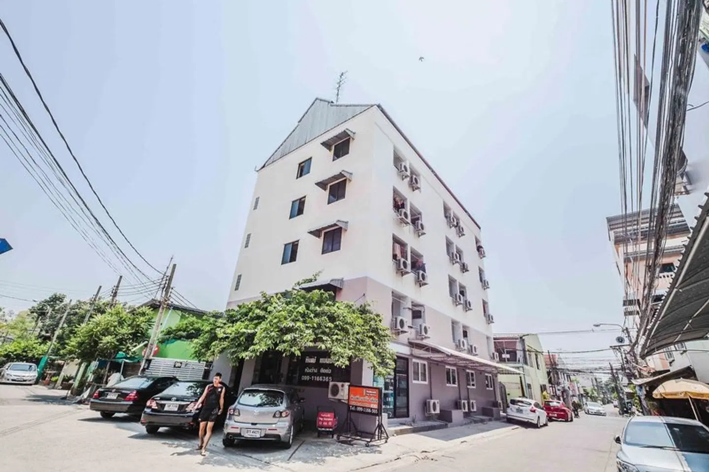 Don Muang Hotel EXTERIOR
