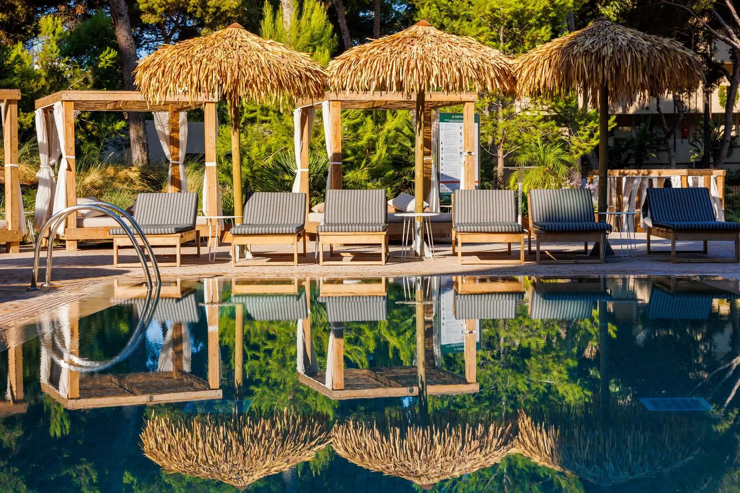Aubamar Palma Resort OUTDOOR_POOL