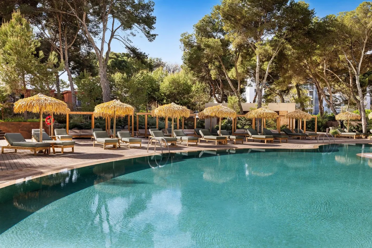 Aubamar Palma Resort OUTDOOR_POOL