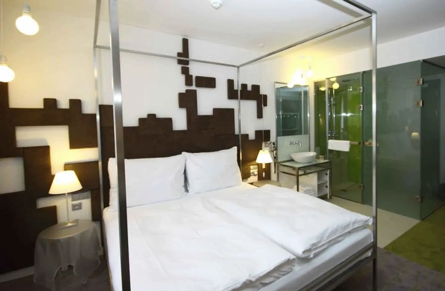 Pure White ROOM_EXAMPLE