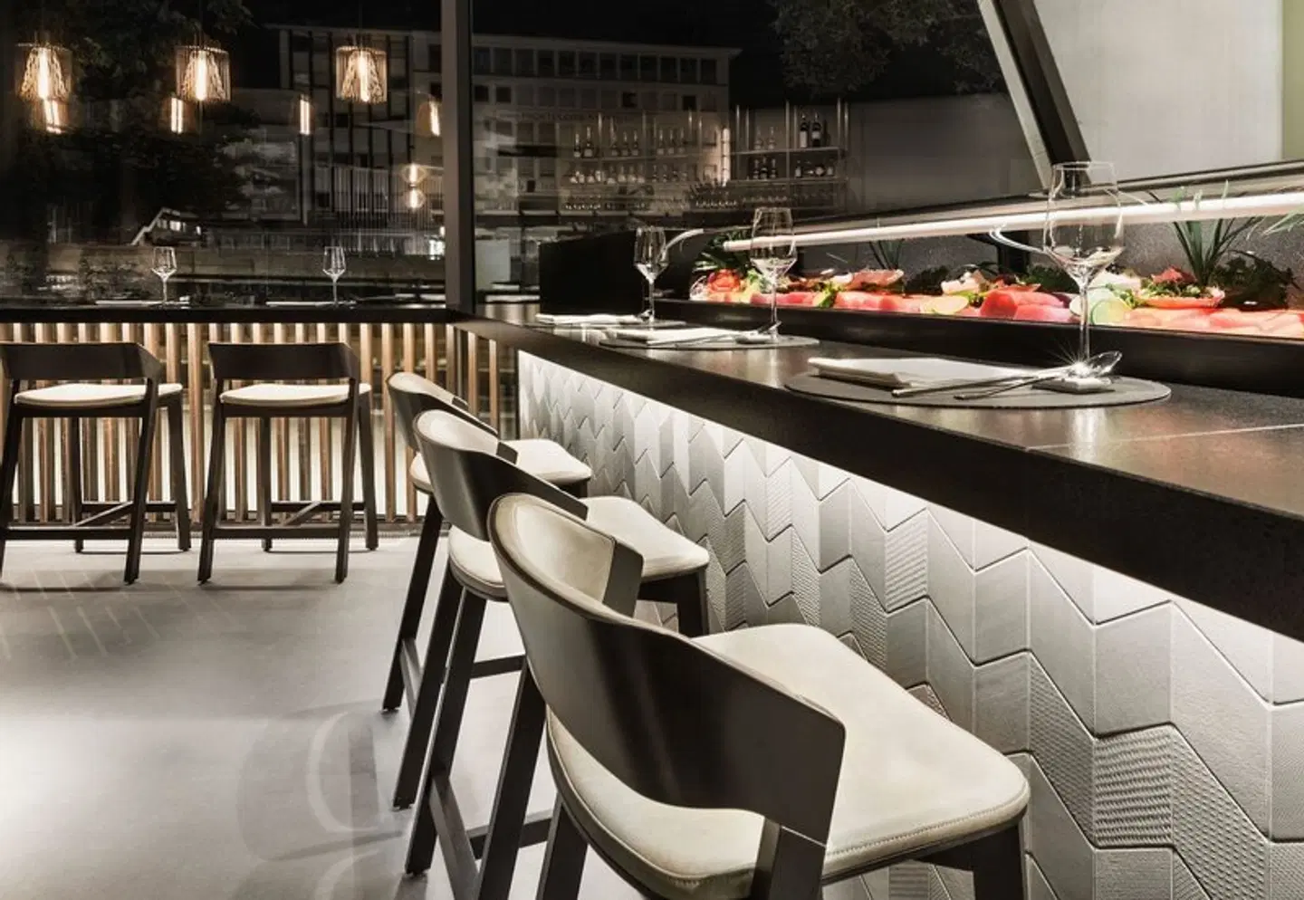 Arize Hotel Sri Racha Bar