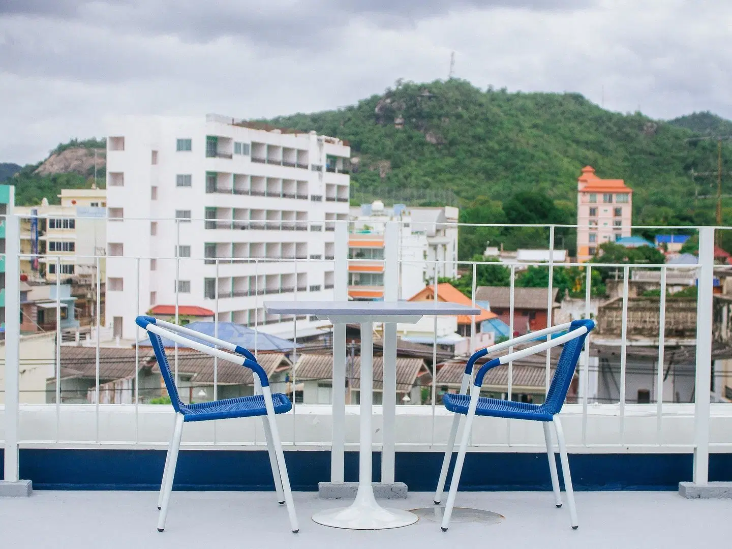 The Moon Hostel Huahin EXTERIOR