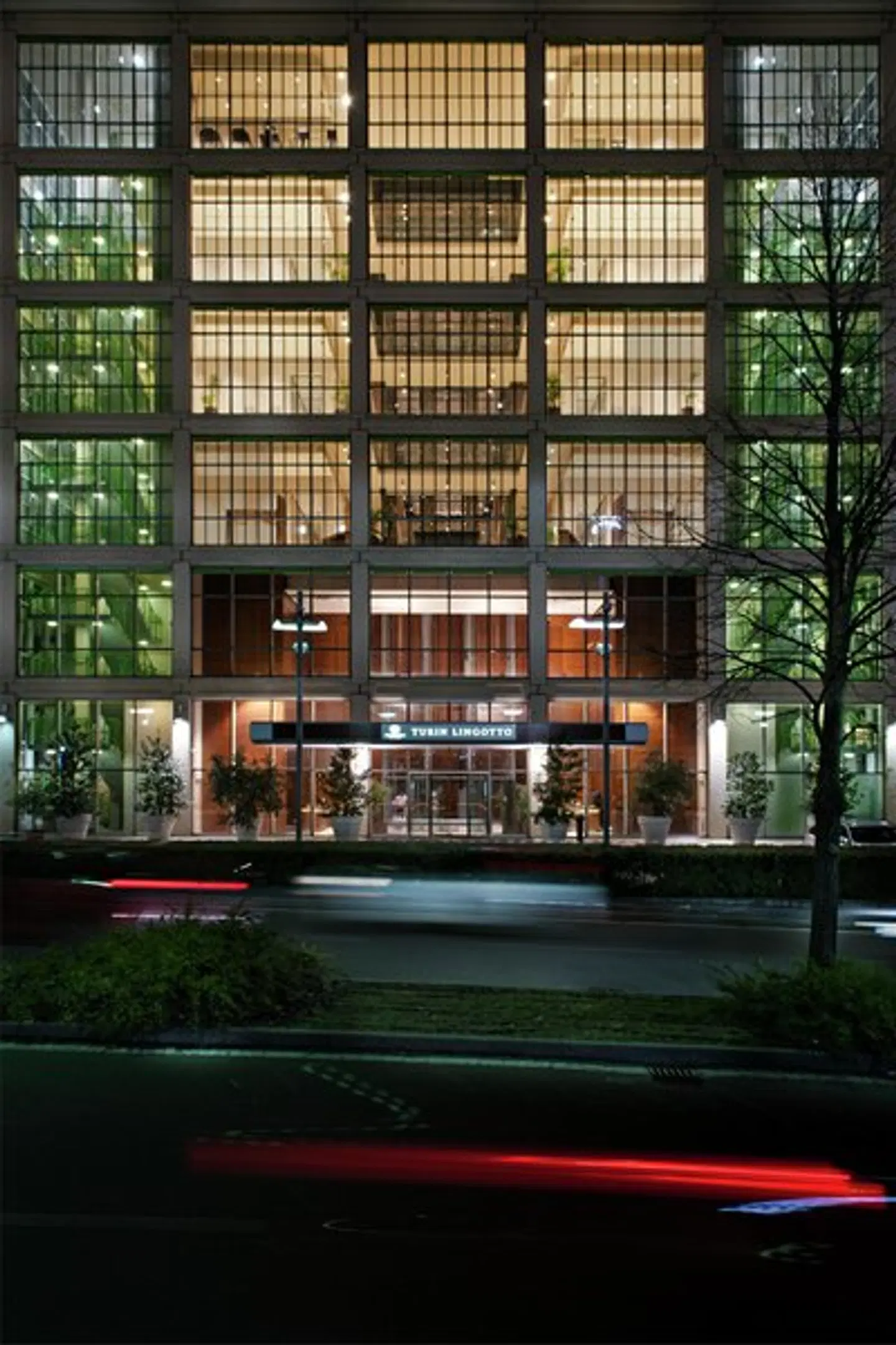 DoubleTree by Hilton Turin Lingotto EXTERIOR