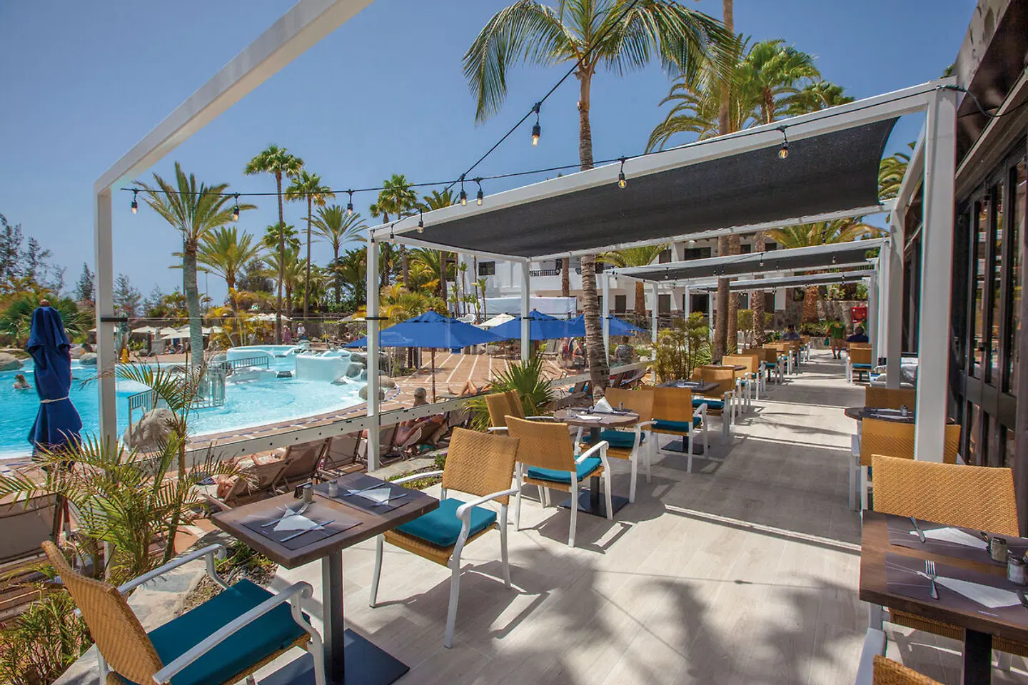 Corallium Beach by Lopesan Hotels Terrasse