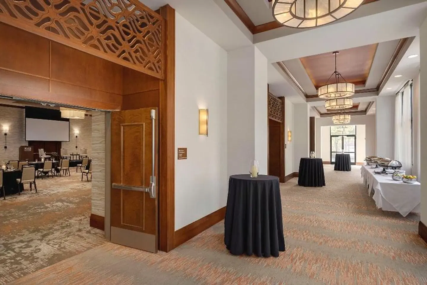 Embassy Suites by Hilton Chattanooga Hamilton Place LOUNGE_LOBBY