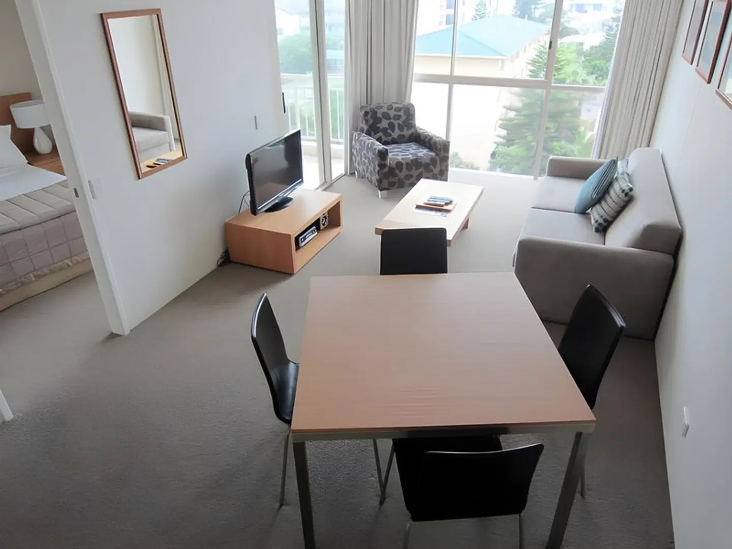 Maldives Resort ROOM_EXAMPLE
