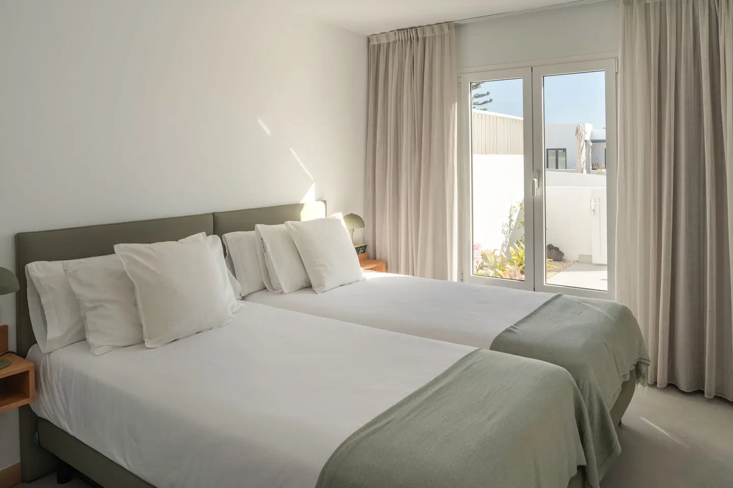 Nazaret Beach ROOM_EXAMPLE