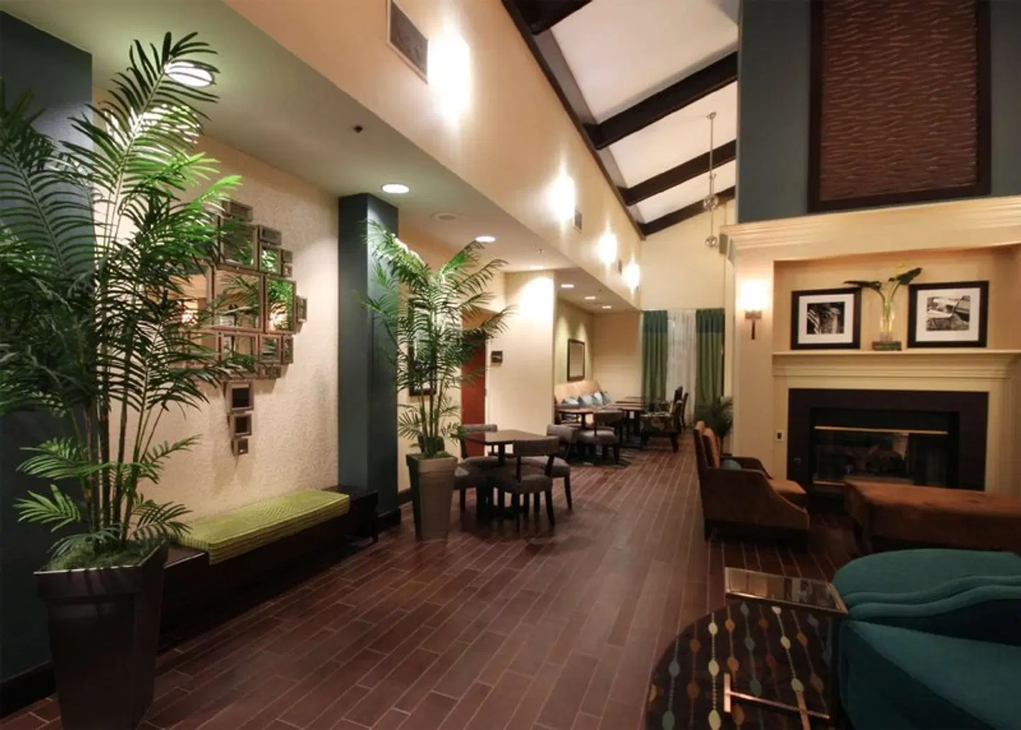 Hampton Inn & Suites Nashville/Franklin (Cool Springs) LOUNGE_LOBBY