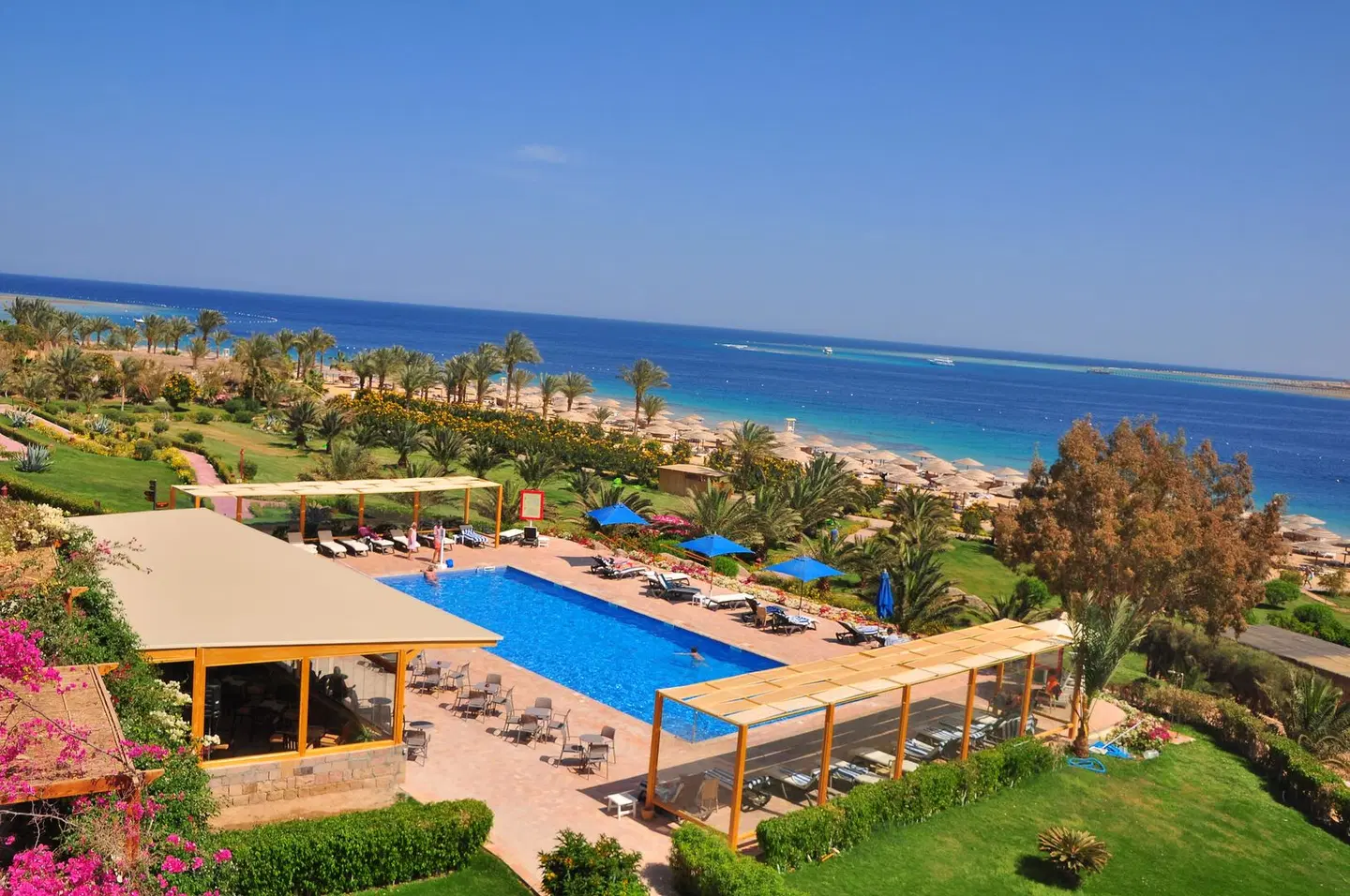 Fort Arabesque - The West Bay OUTDOOR_POOL